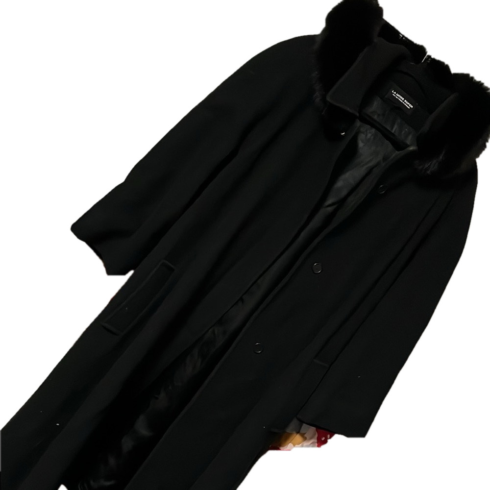 PURE VIRGIN WOOL La mode super Black Trench Coat Timeless Elegance